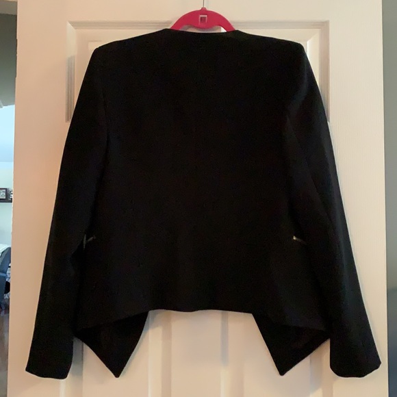 Black blazer - Picture 4 of 4